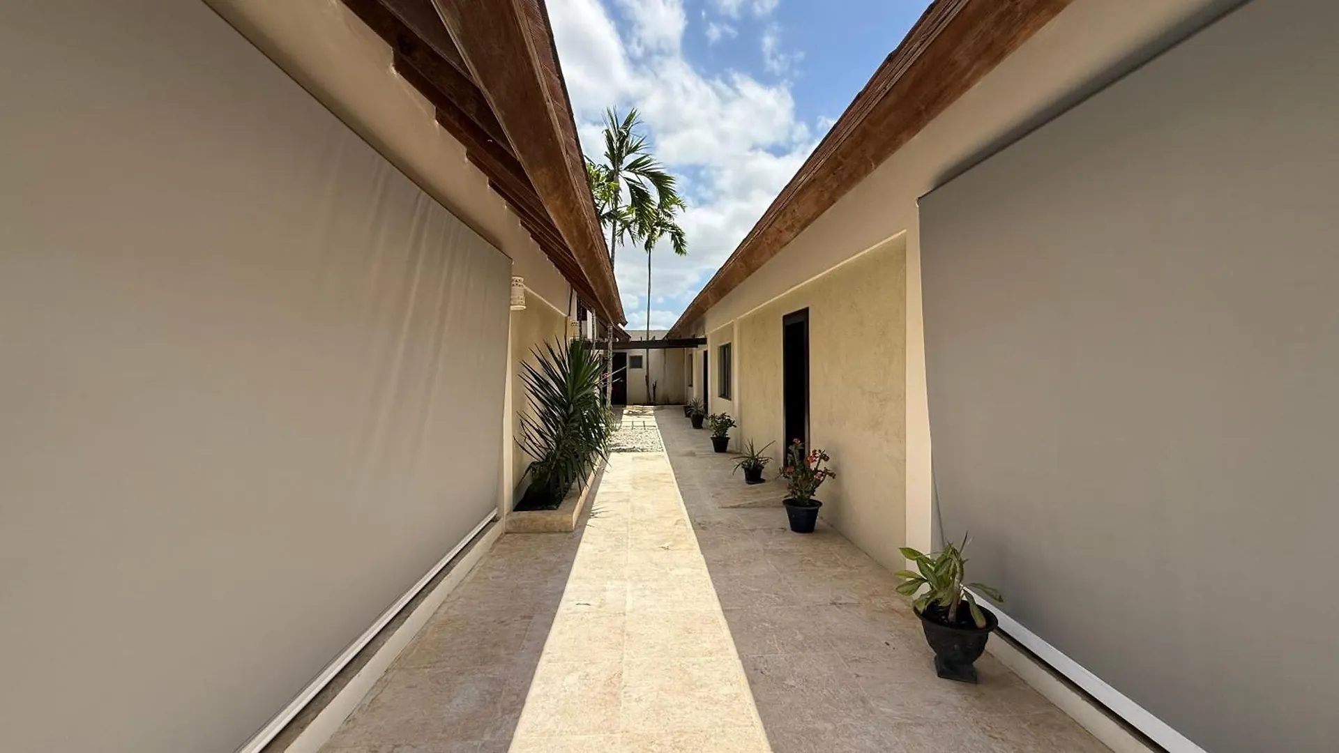 Centrally Exterior Villa Accessible & Pet Friendly Punta Cana