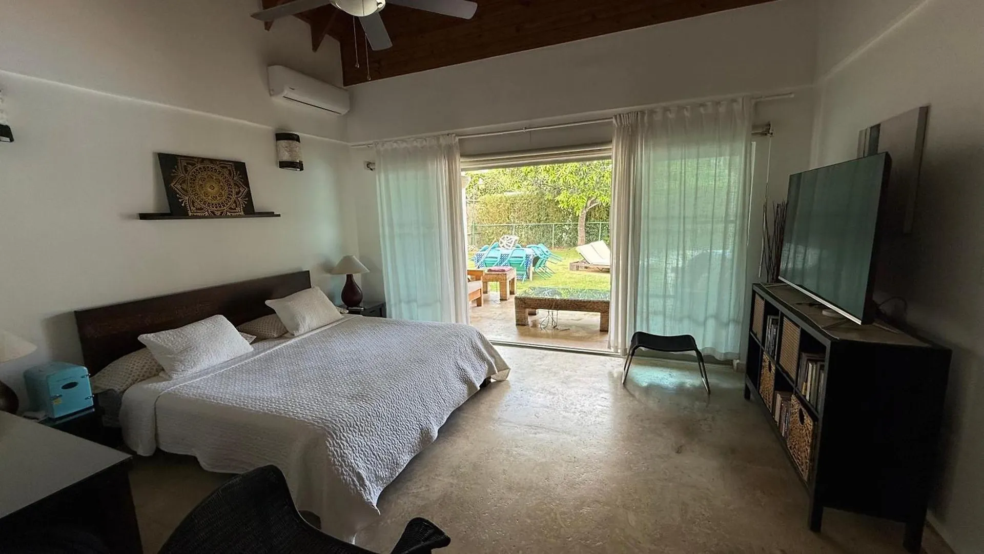 Centrally Exterior Villa Accessible & Pet Friendly Punta Cana